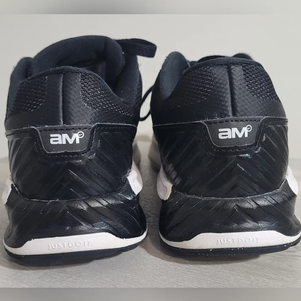 Nike Air Max Womens 8